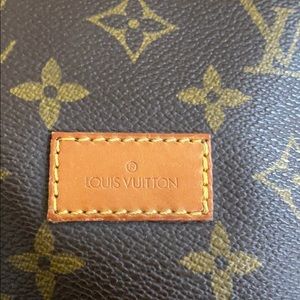 Saumur 35 Crossbody Perfect for daily use